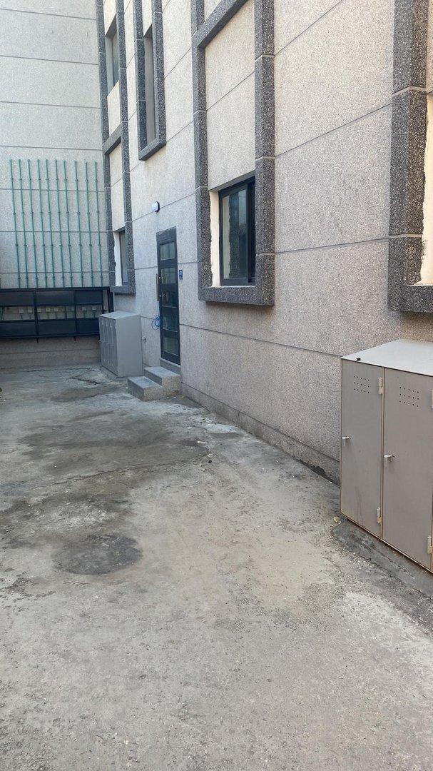 Building In Saar For Sales